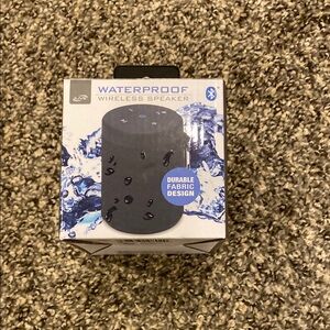 Waterproof Wireless Speaker - Black